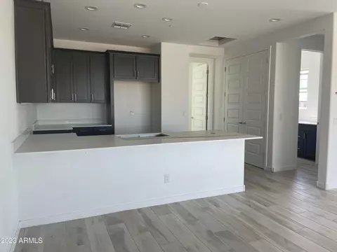 784 S Hawk Ln, Gilbert, AZ 85296 photo 13