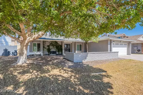 5426 W Riviera Dr, Glendale, AZ 85304