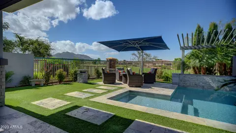 6684 S San Pablo Ave, Gilbert, AZ 85298