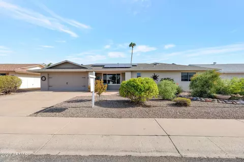 9514 W Spanish Moss Ln W, Sun City, AZ 85373