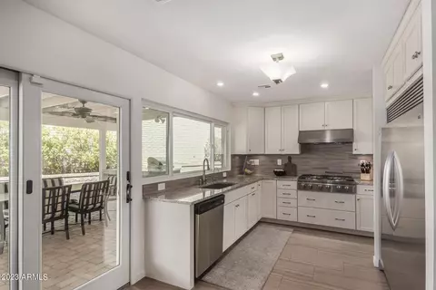 2440 E Lincoln Cir, Phoenix, AZ 85016 photo 18
