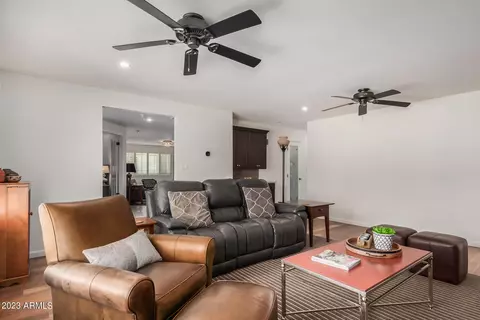 2440 E Lincoln Cir, Phoenix, AZ 85016 photo 20
