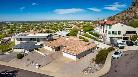 2440 E Lincoln Cir, Phoenix, AZ 85016 photo 5