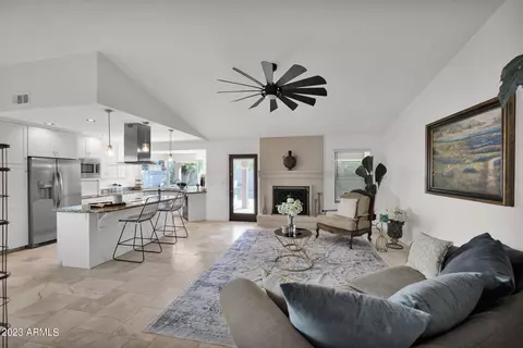 10143 E Clinton St, Scottsdale, AZ 85260