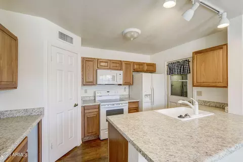 110 E Anderson Ave, Phoenix, AZ 85022 photo 14