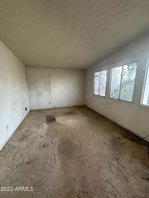 3731 E Shaw Butte Dr, Phoenix, AZ 85028 photo 5