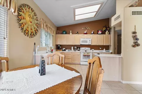1519 E Beacon Dr, Gilbert, AZ 85234 photo 9