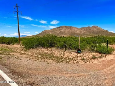 0 Kansas Settlement Rd #6, Pearce, AZ 85625