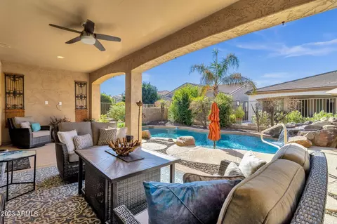 4729 E Rakestraw Ln, Gilbert, AZ 85298