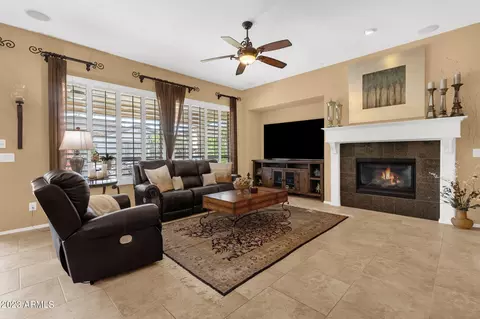 4729 E Rakestraw Ln, Gilbert, AZ 85298 photo 5
