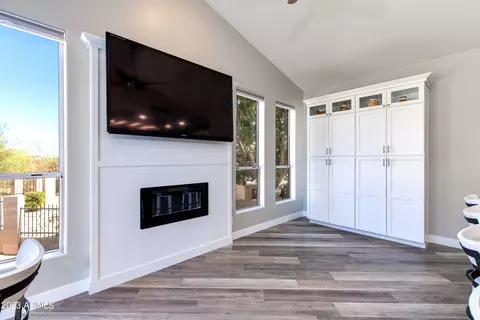 1706 E Gelding Dr, Phoenix, AZ 85022 photo 3