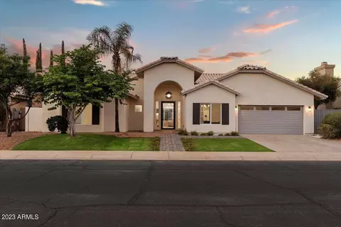 6810 E Gelding Dr, Scottsdale, AZ 85254