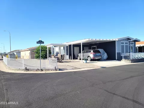 650 N Hawes Rd #3831, Mesa, AZ 85207