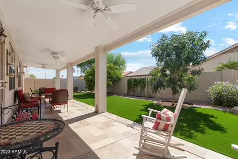 18079 W Douglas Way, Surprise, AZ 85374