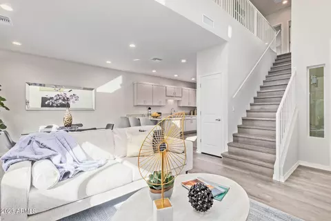 2030 E Michigan Ave #9, Phoenix, AZ 85022