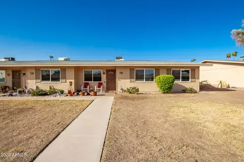 11126 W Emerald Dr, Sun City, AZ 85351