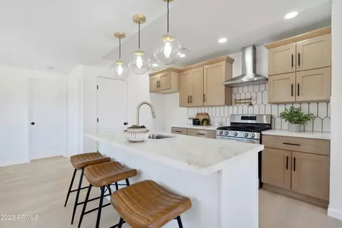 142 W Oakland St, Chandler, AZ 85225