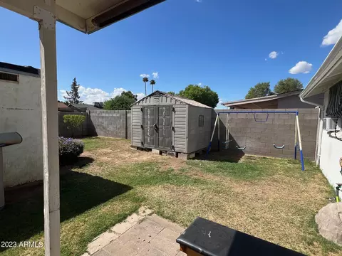 4115 W Medlock Dr, Phoenix, AZ 85019 photo 6