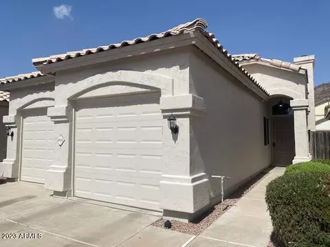 4916 W Wahalla Ln, Glendale, AZ 85308
