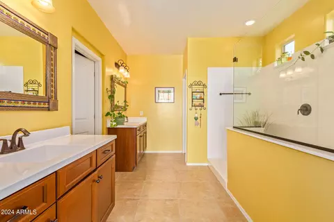 615 E Balao Dr, Phoenix, AZ 85085 photo 21