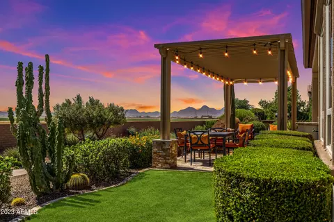1661 E Copper Holw, Queen Creek, AZ 85140