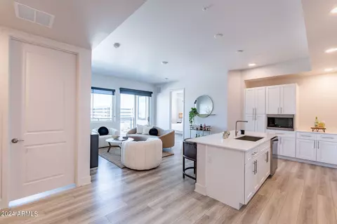 Other - 3131 N Central Ave #5013, Phoenix, AZ 85012 photo 1 of 5