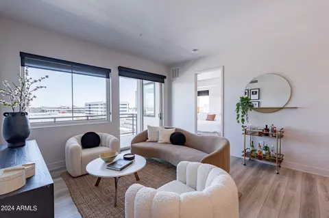 Living - 3131 N Central Ave #5013, Phoenix, AZ 85012 photo 1 of 3