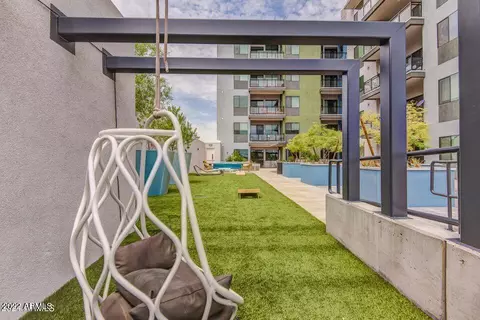 Exterior - 3131 N Central Ave #5013, Phoenix, AZ 85012 photo 2 of 11
