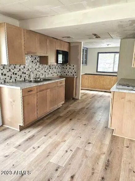 8552 W Deer Dr, Pine, AZ 85544 photo 9