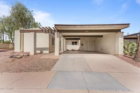 1702 E Gaylon Dr, Tempe, AZ 85282