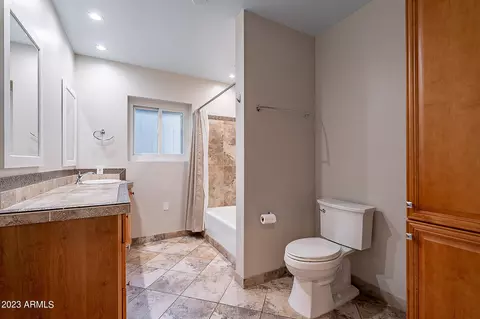 Bath - 1801 E Rose Ln, Phoenix, AZ 85016 photo 5 of 6