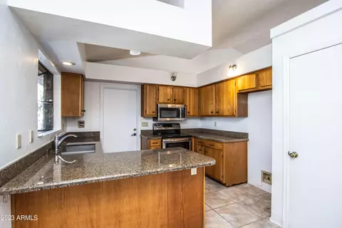 1102 E Kristal Way, Phoenix, AZ 85024 photo 9
