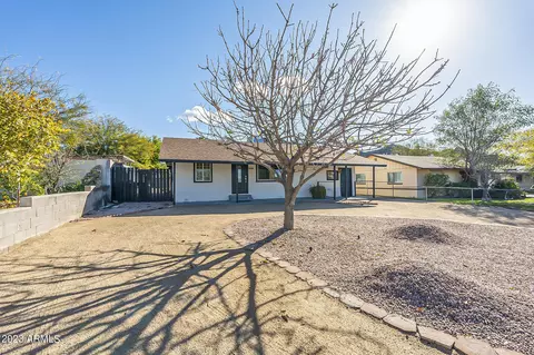 9227 N 13th St, Phoenix, AZ 85020