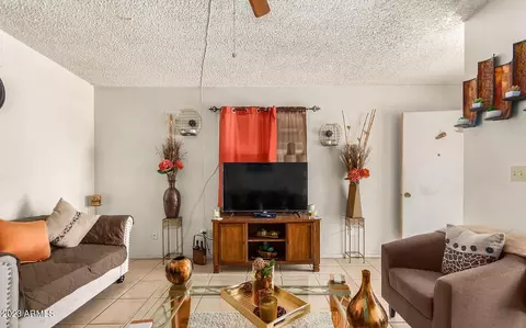 2535 E Kings Ave, Phoenix, AZ 85032 photo 4