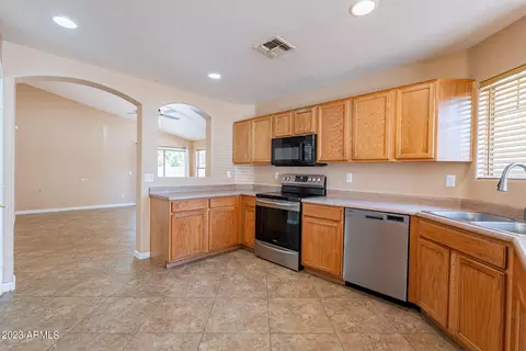 3344 E Oriole Dr, Gilbert, AZ 85297 photo 8