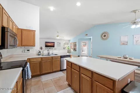 11022 E Catalina Ave, Mesa, AZ 85208 photo 4