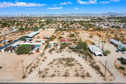 2202 E Desert Ln #22, Phoenix, AZ 85042