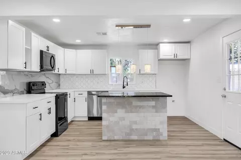2402 W Luke Ave, Phoenix, AZ 85015