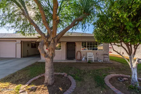10308 N 97th Dr #B, Peoria, AZ 85345