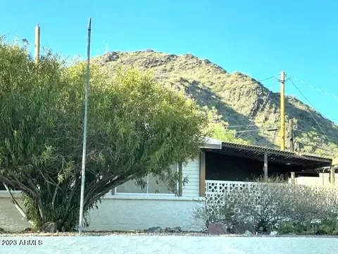 9874 N 1st St, Phoenix, AZ 85020