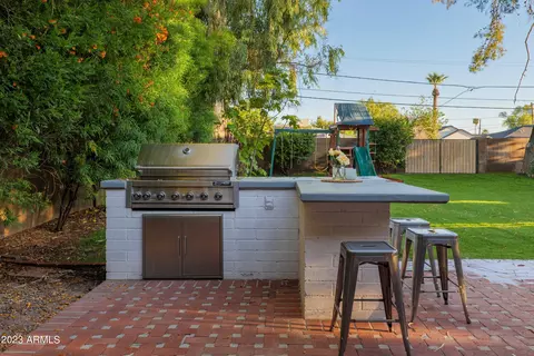 328 E Keim Dr, Phoenix, AZ 85012 photo 24
