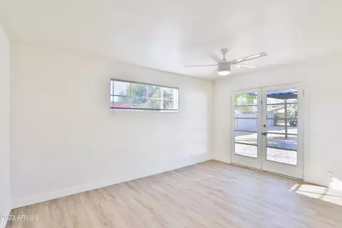 2830 E Pinchot Ave, Phoenix, AZ 85016 photo 10