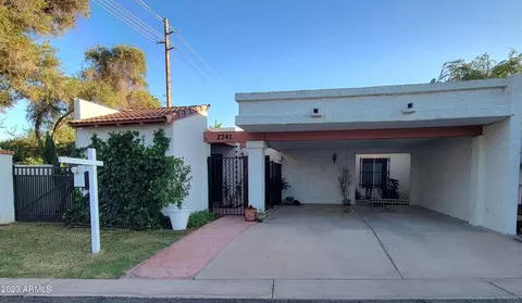 2741 E Whitton Ave, Phoenix, AZ 85016 photo 2