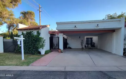 2741 E Whitton Ave, Phoenix, AZ 85016