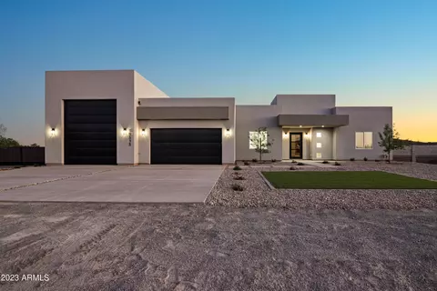 15313 W Desert Vista Trl, Surprise, AZ 85387