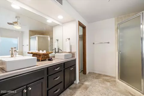 5733 E Camelback Rd, Phoenix, AZ 85018 photo 24