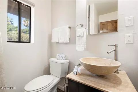5733 E Camelback Rd, Phoenix, AZ 85018 photo 35