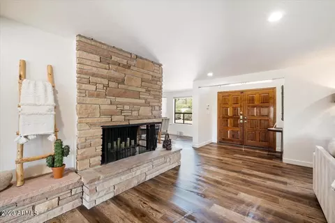 5733 E Camelback Rd, Phoenix, AZ 85018 photo 10