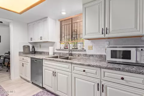 9564 W Purdue Ave, Peoria, AZ 85345
