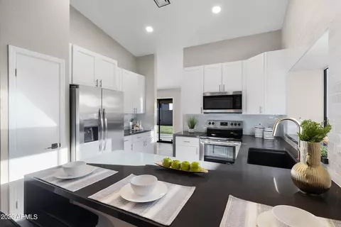 3605 E Agave Rd, Phoenix, AZ 85044